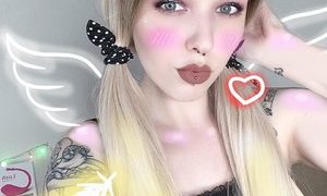 ahegao_girl naked before webcam in live video chat