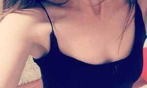 Aichax naked before webcam in live video chat