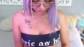 Amelie, ♥ nude on cam in her Live Sex Chat