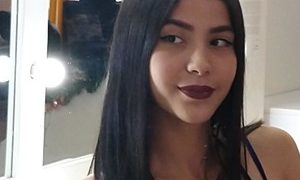 AnnieWillis naked before webcam in live video chat