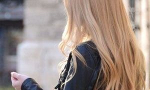 Arnik_a naked before webcam in live video chat