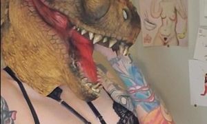 AutumnCitrine naked before webcam in live video chat