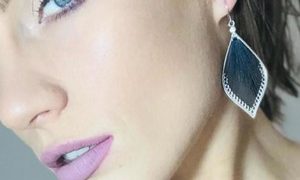 call_me_em naked before webcam in live video chat