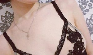 Candy_Trip naked before webcam in live video chat