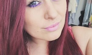 Cutiexxxx naked before webcam in live video chat