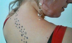 Dj_Di naked before webcam in live video chat