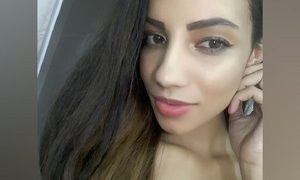 ElektraVergar naked before webcam in live video chat