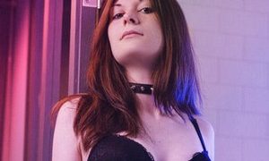 GretaMiln naked before webcam in live video chat