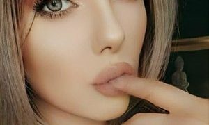 HellOnHeels__ naked before webcam in live video chat