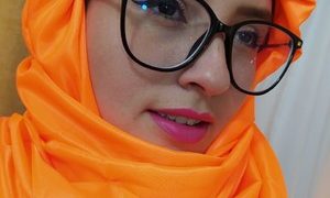 Hhalaa_ naked before webcam in live video chat