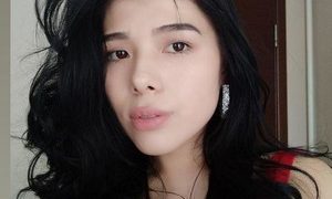 Kami_Lami naked before webcam in live video chat