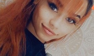 Kandii_xxx naked before webcam in live video chat