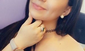 Keirathomson naked before webcam in live video chat