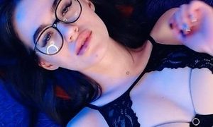 KellykaKann naked before webcam in live video chat