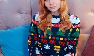 KellyPotter naked before webcam in live video chat