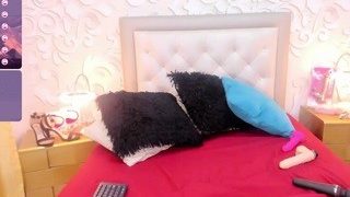 kim-brown nude on cam in her Live Sex Chat