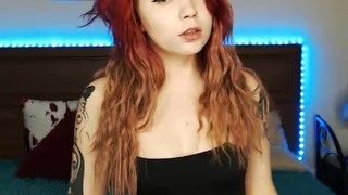 lessi-fox nude on cam in her Live Sex Chat
