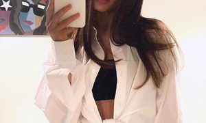 Milevskate naked before webcam in live video chat