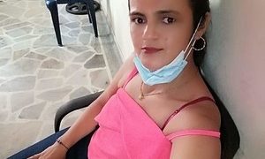 Mom_latin naked before webcam in live video chat