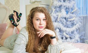 RoseGrase naked before webcam in live video chat