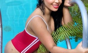 sashacamy naked before webcam in live video chat