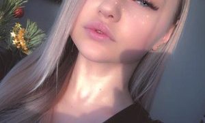 ScarlePastery naked before webcam in live video chat