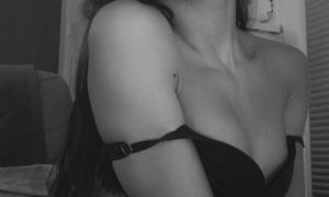 Sofiiebb naked before webcam in live video chat