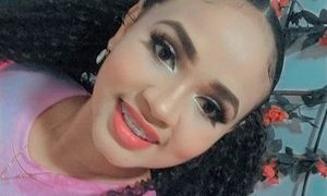 Sweettcaandy naked before webcam in live video chat