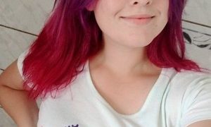 TeenSofie naked before webcam in live video chat