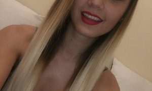 WingsOfLove4 naked before webcam in live video chat
