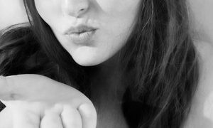 xPrincessPink naked before webcam in live video chat