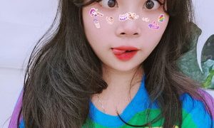 yumi_daisy naked before webcam in live video chat