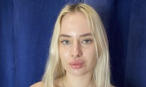 AikoDereni naked before webcam in live video chat