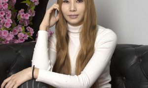 AimeeEnergy naked before webcam in live video chat