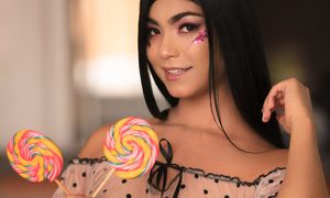 AiriKim naked before webcam in live video chat