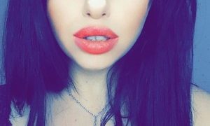 AleDoll naked before webcam in live video chat