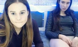Alex_Flora naked before webcam in live video chat
