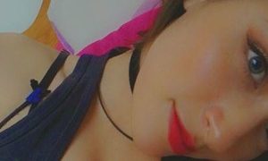 Ana_Ruh naked before webcam in live video chat