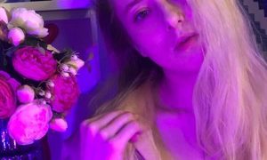 Anabel_Xoxo naked before webcam in live video chat