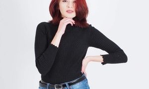 Anah_ naked before webcam in live video chat