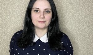 AshleeBerry naked before webcam in live video chat