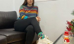 Astoriaprety naked before webcam in live video chat