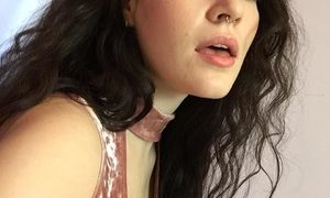 Bmvshka naked before webcam in live video chat