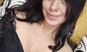 CelesteSweet_ naked before webcam in live video chat