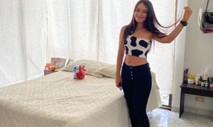 dulcemaria68 naked before webcam in live video chat