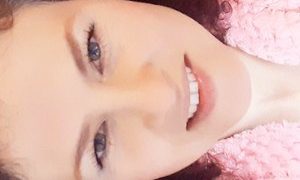 Elena_Zinnia naked before webcam in live video chat