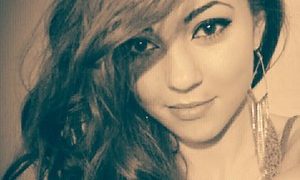 EllaDesiree naked before webcam in live video chat