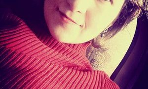 EvelineShy_ naked before webcam in live video chat