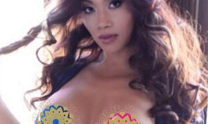 Jade_lee naked before webcam in live video chat