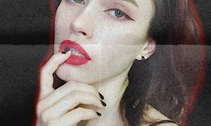 Jenni_White naked before webcam in live video chat